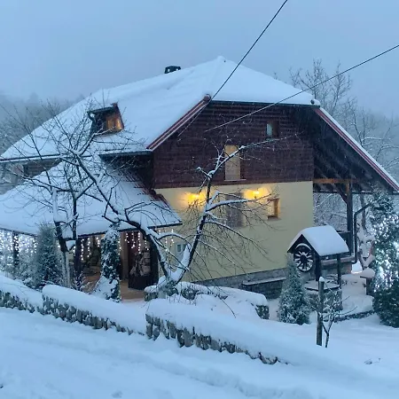 Βίλα Gorski Kotar , Kuca Za Odmor Kratohvil