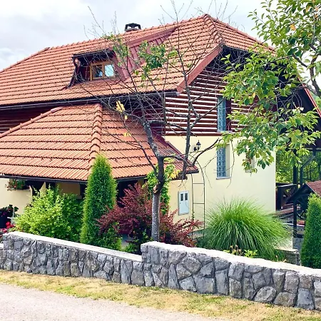 Gorski Kotar , Kuca Za Odmor Kratohvil Vila *