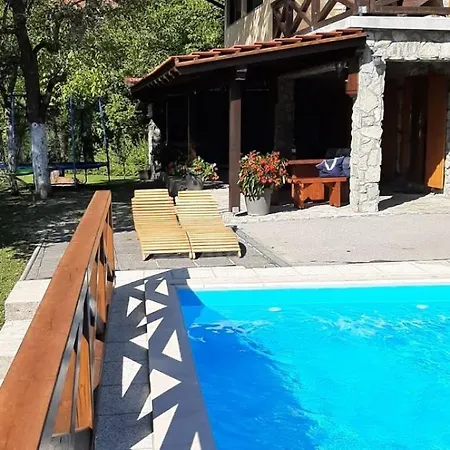 Gorski Kotar , Kuca Za Odmor Kratohvil Villa