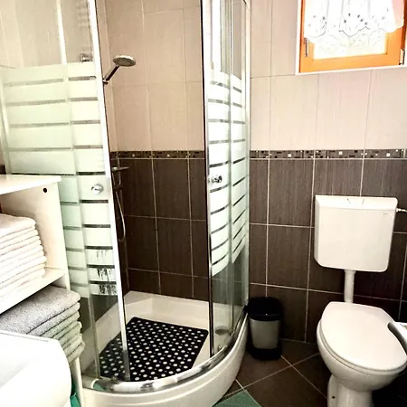 וילה Gorski Kotar , Kuca Za Odmor Kratohvil *