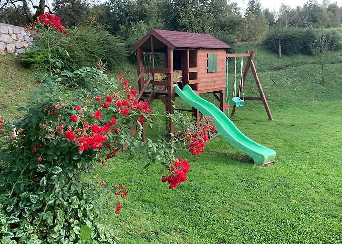 Willa Gorski Kotar , Kuca Za Odmor Kratohvil Lukovdol