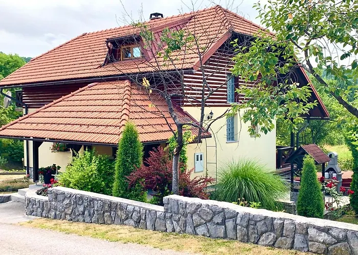 Gorski Kotar , Kuca Za Odmor Kratohvil Willa *